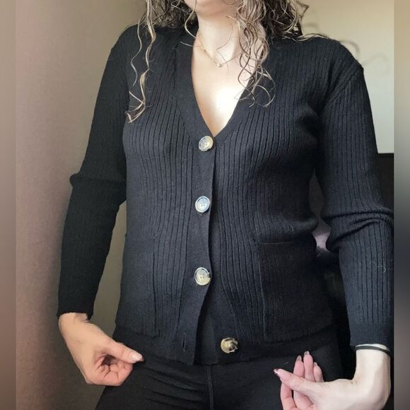 Anthropologie Ribbed V-Neck Button Cardigan Sweater Sz XS in black - Picture 1 of 5